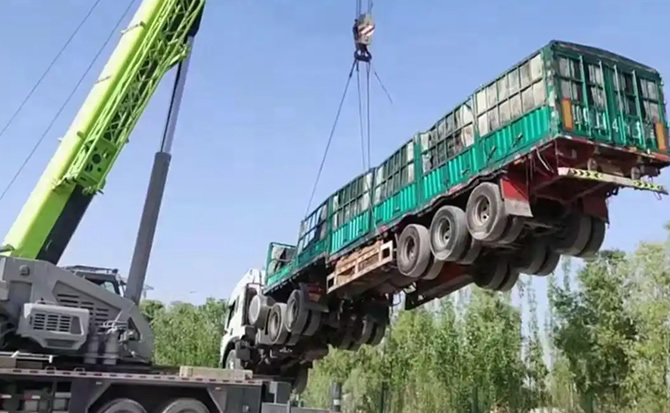 长寿区道路脱困救援案例